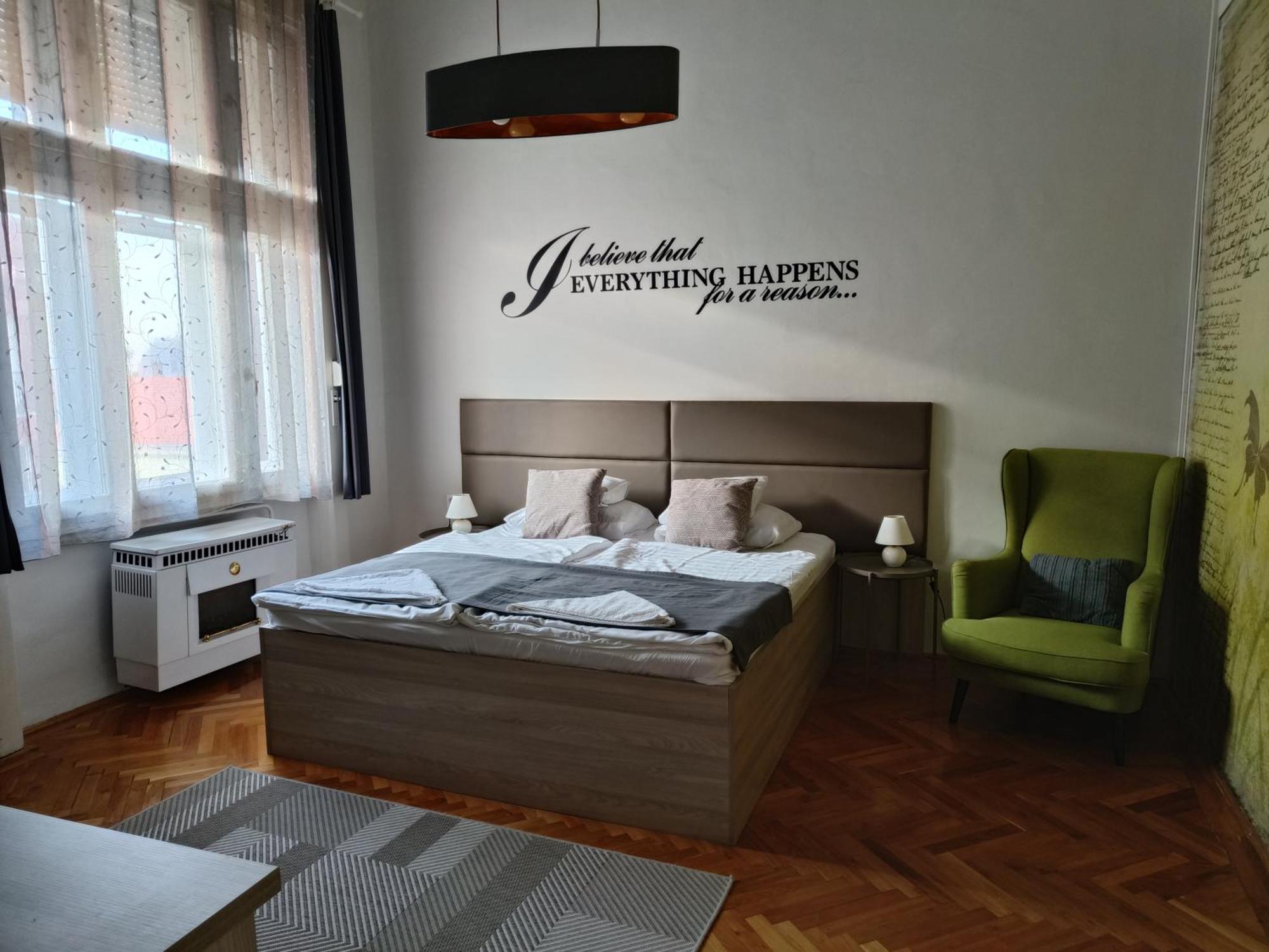 Pasti Central Apartment. Debrecín Exteriér fotografie