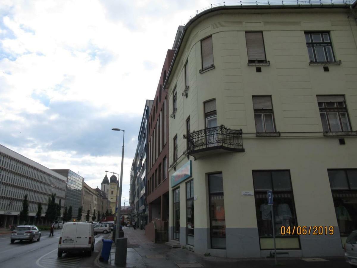 Pasti Central Apartment. Debrecín Exteriér fotografie